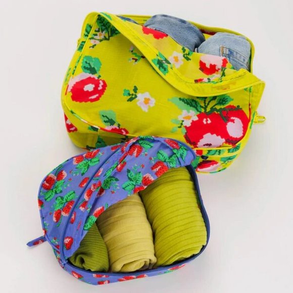 NWT Baggu Packing Cube Set - Needlepoint Fruit (Wild Strawberries, Apple) - Picture 3 of 4